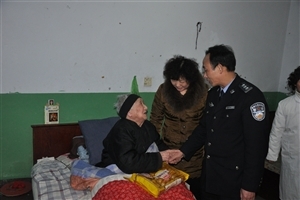 焦南监狱看望院民